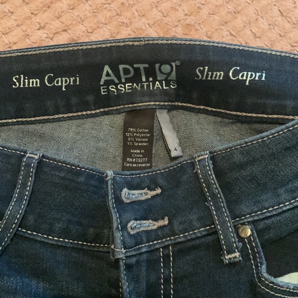 capris - Picture 2 of 4